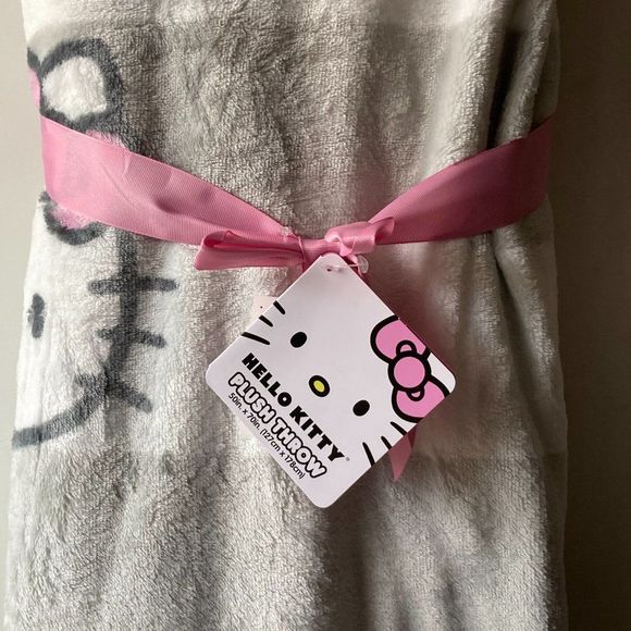 Hello Kitty Soft Touch Throw Blanket (50x70) Viral Tiktok Gray and White Stripes - Picture 3 of 5